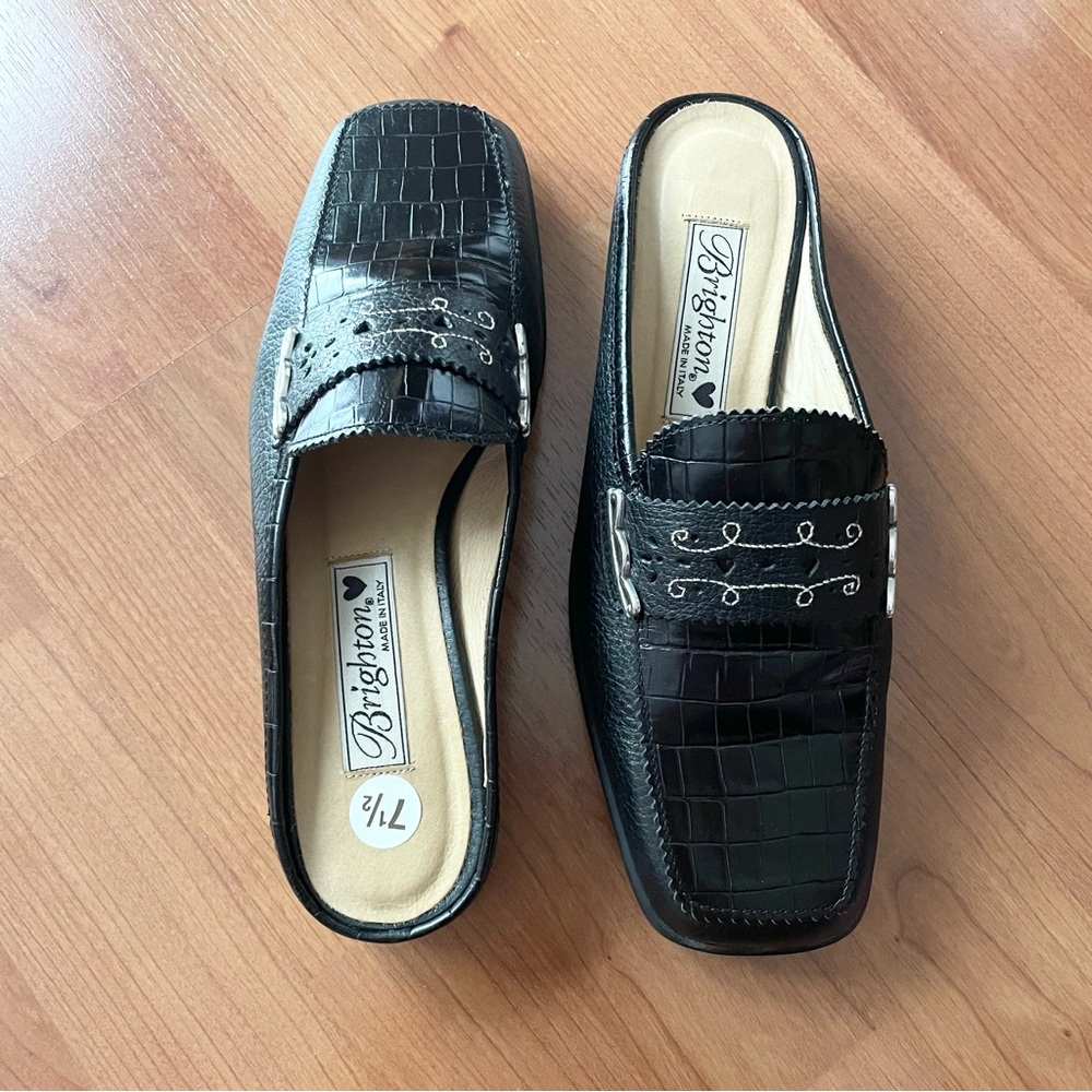 NWOT Brighton Mule Slides